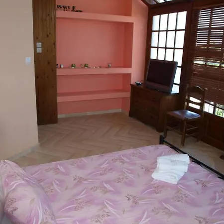 Paradeisos Penthouse