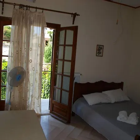 Apartment Paradeisos Penthouse *