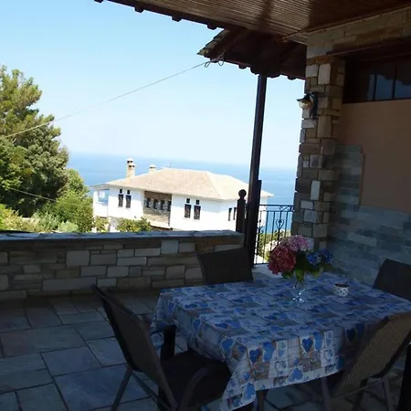 Paradeisos Penthouse