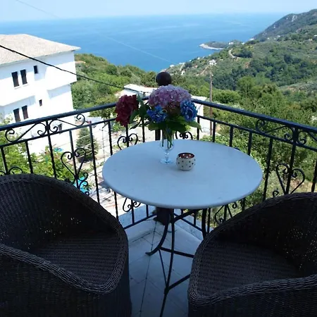 Apartment Paradeisos Penthouse *
